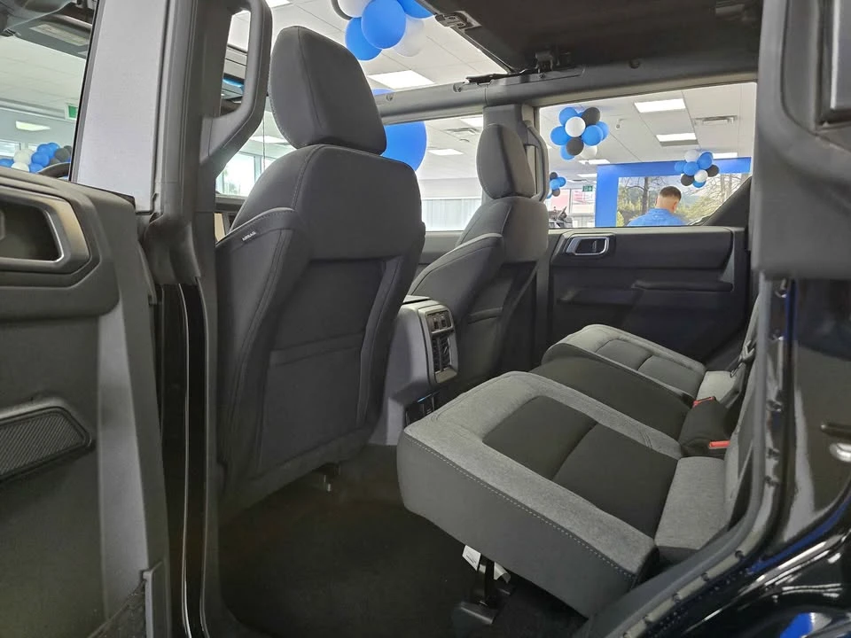 2026 Ford Bronco 6th Gen - Image 8 of 14