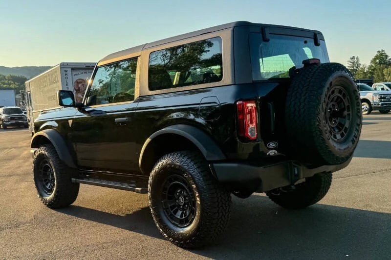 2026 Ford Bronco 6th Gen - Image 4 of 20