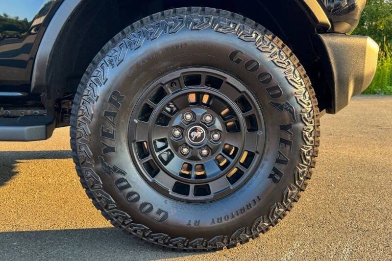 2026 Ford Bronco 6th Gen - Image 10 of 20