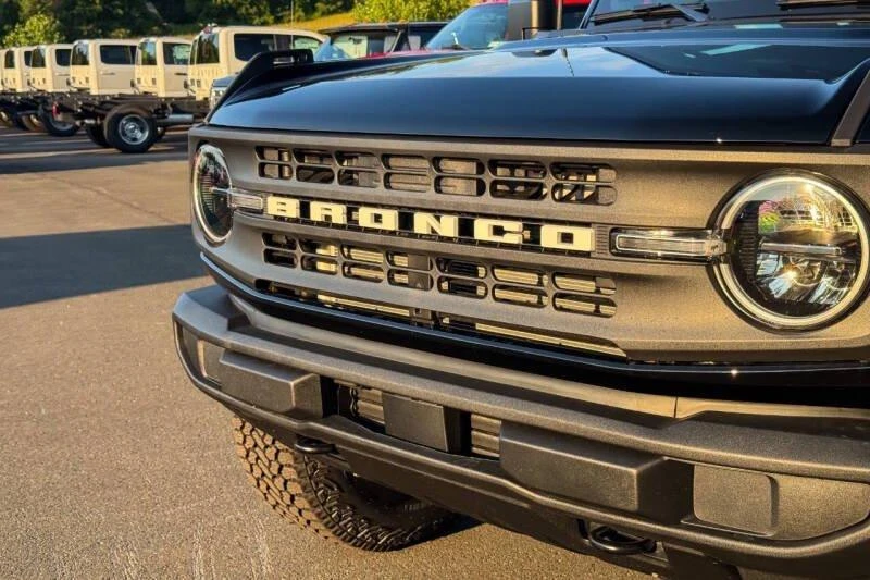 2026 Ford Bronco 6th Gen - Image 7 of 20