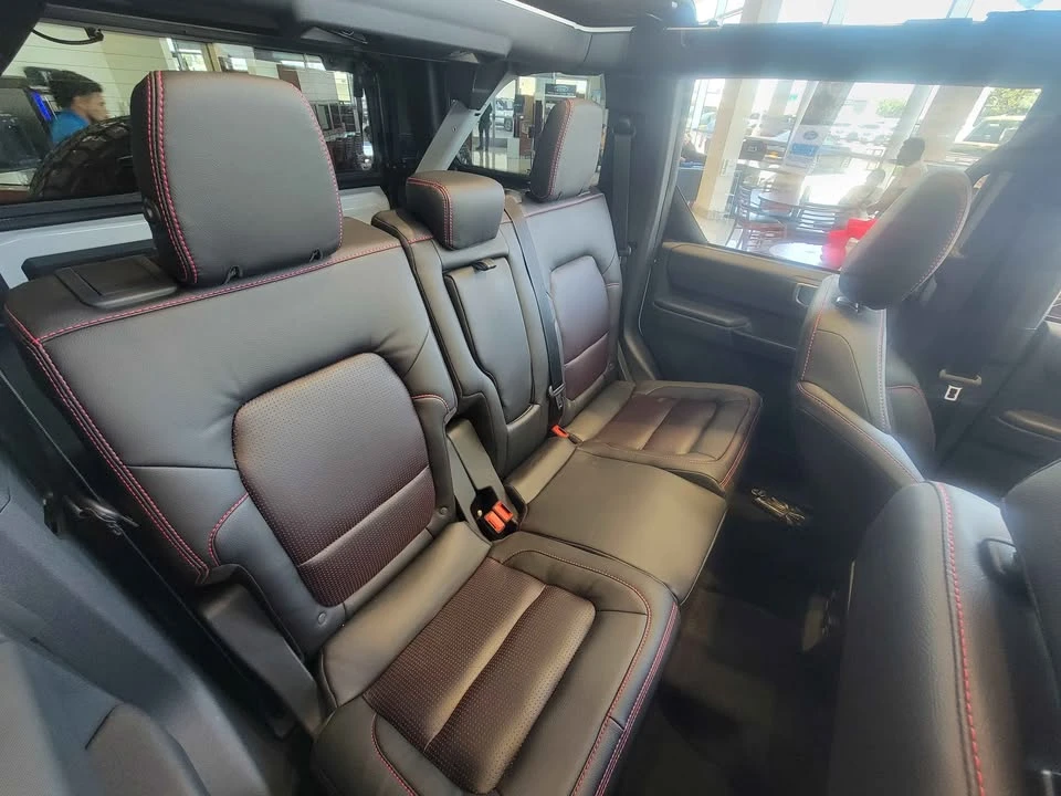 2026 Ford Bronco 6th Gen - Image 6 of 10