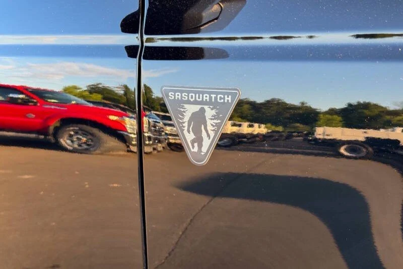2026 Ford Bronco 6th Gen - Image 8 of 20