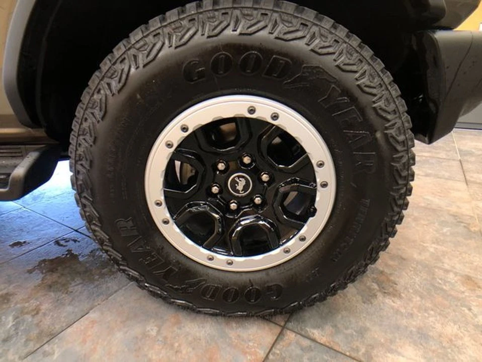 2026 Ford Bronco 6th Gen - Image 9 of 20