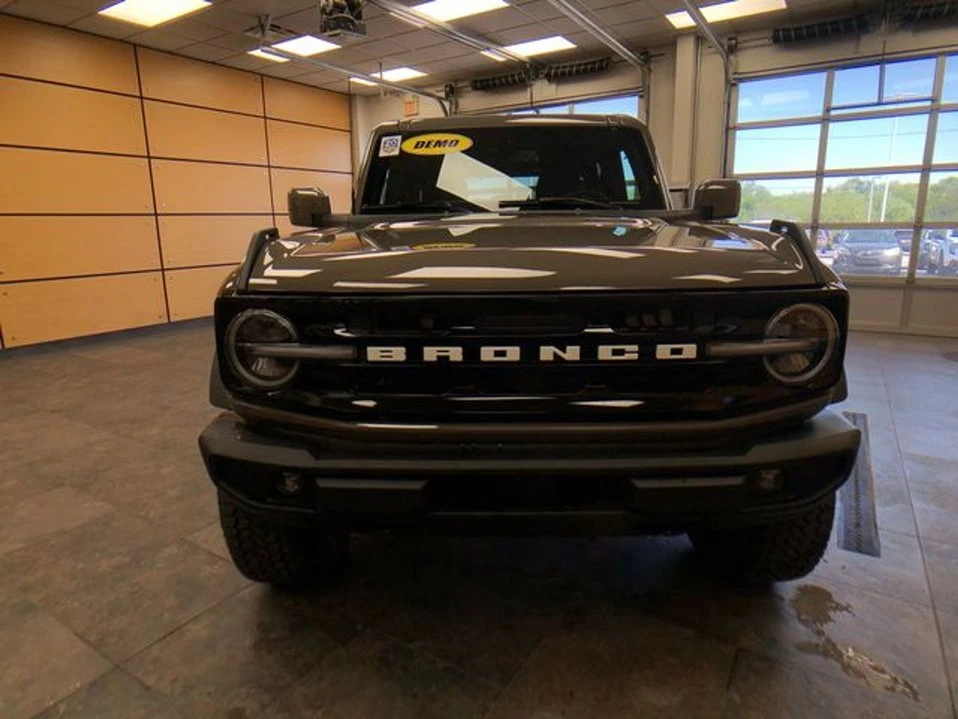 2026 Ford Bronco 6th Gen - Image 2 of 20