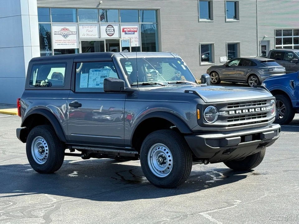2026 Ford Bronco 6th Gen - Image 9 of 24