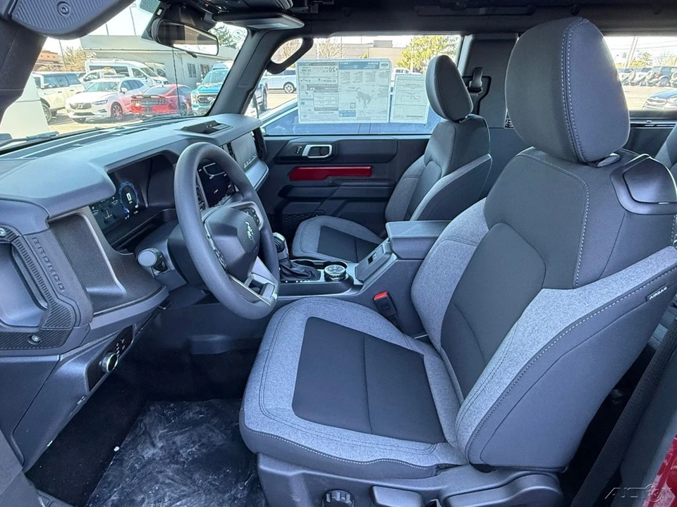 2026 Ford Bronco 6th Gen - Image 15 of 21