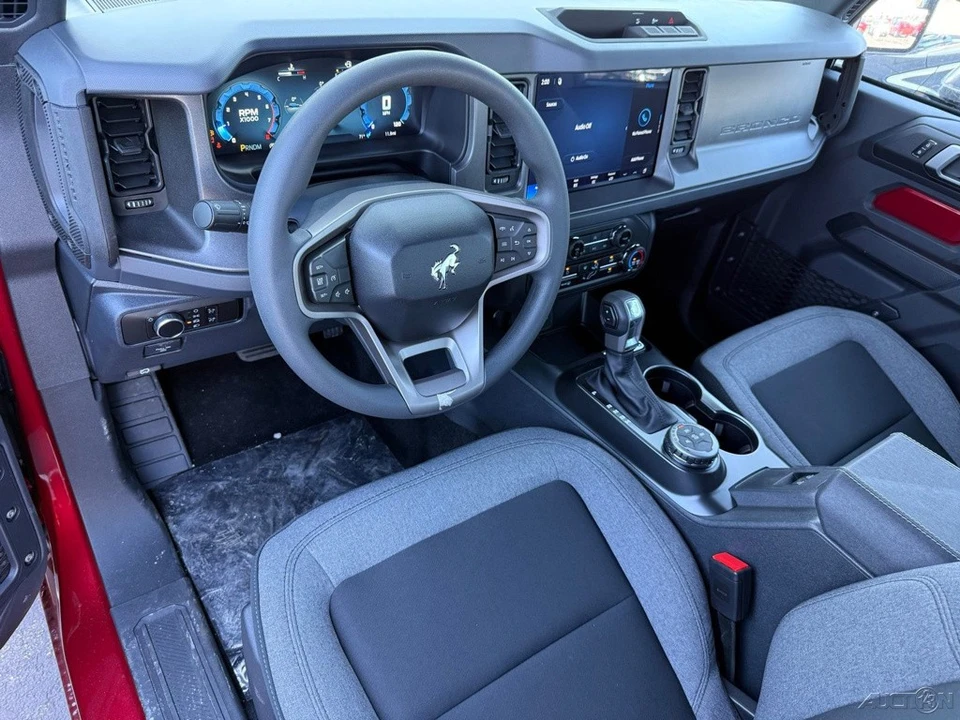 2026 Ford Bronco 6th Gen - Image 14 of 21
