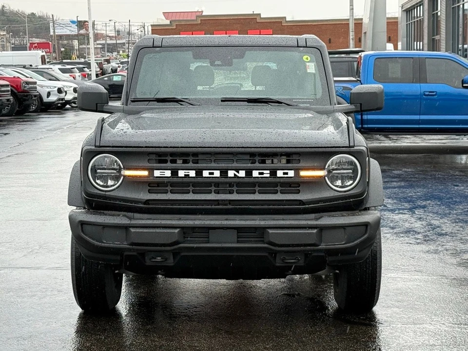 2026 Ford Bronco 6th Gen - Image 10 of 12