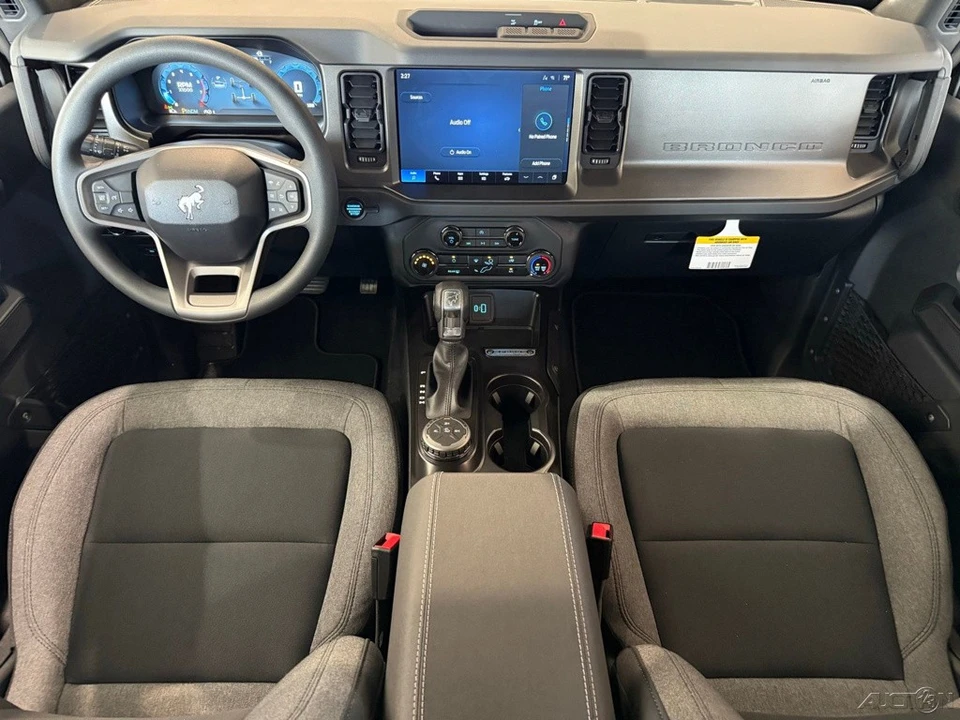 2026 Ford Bronco 6th Gen - Image 19 of 21