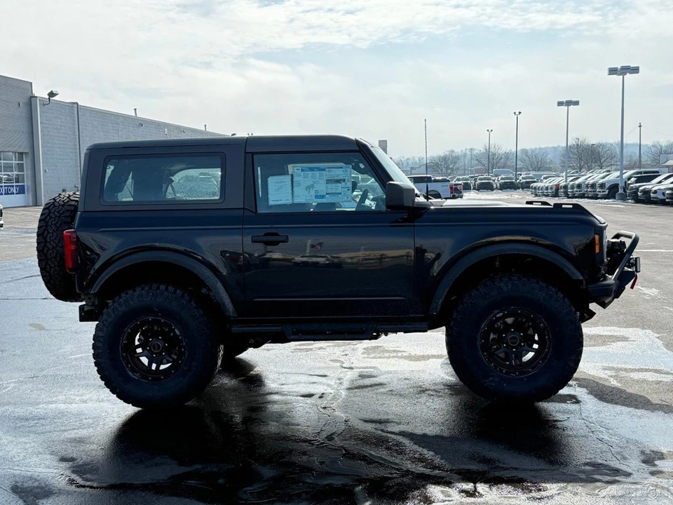 2026 Ford Bronco 6th Gen - Image 3 of 12
