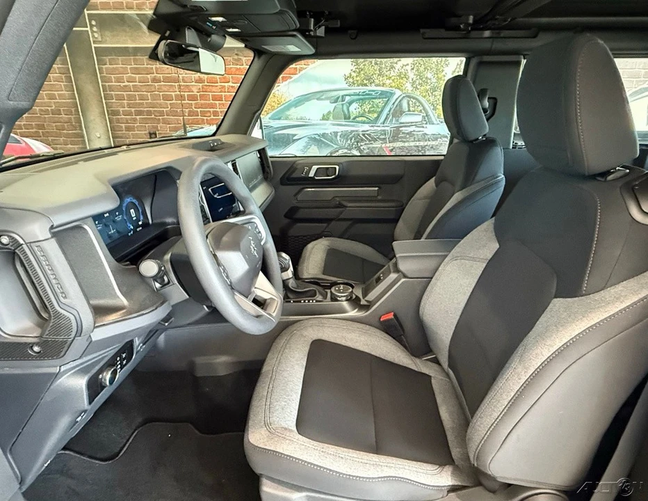 2026 Ford Bronco 6th Gen - Image 14 of 21