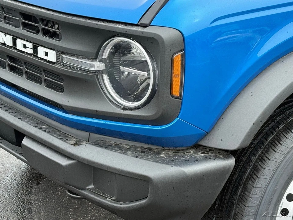 2026 Ford Bronco 6th Gen - Image 11 of 12