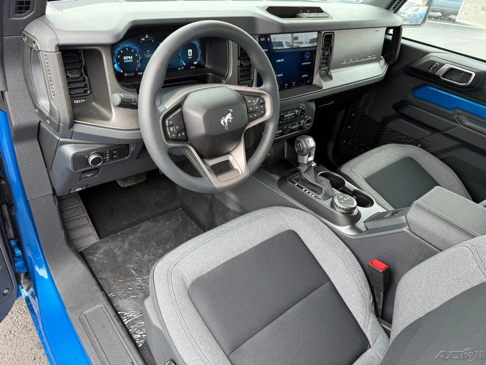 2026 Ford Bronco 6th Gen - Image 14 of 21