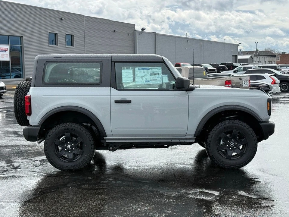 2026 Ford Bronco 6th Gen - Image 7 of 12