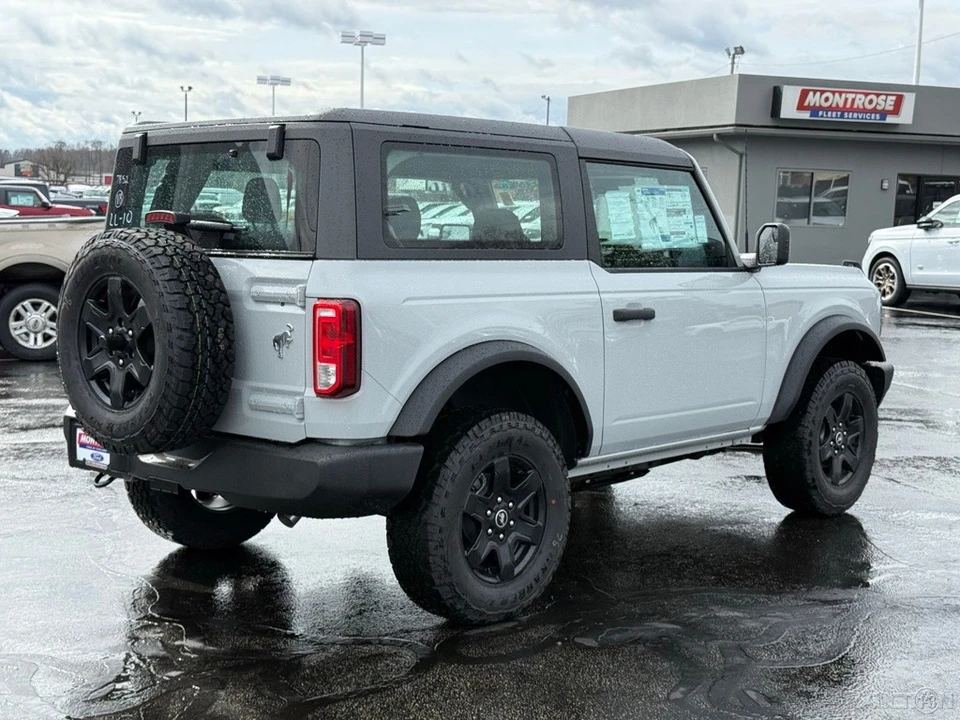 2026 Ford Bronco 6th Gen - Image 6 of 12