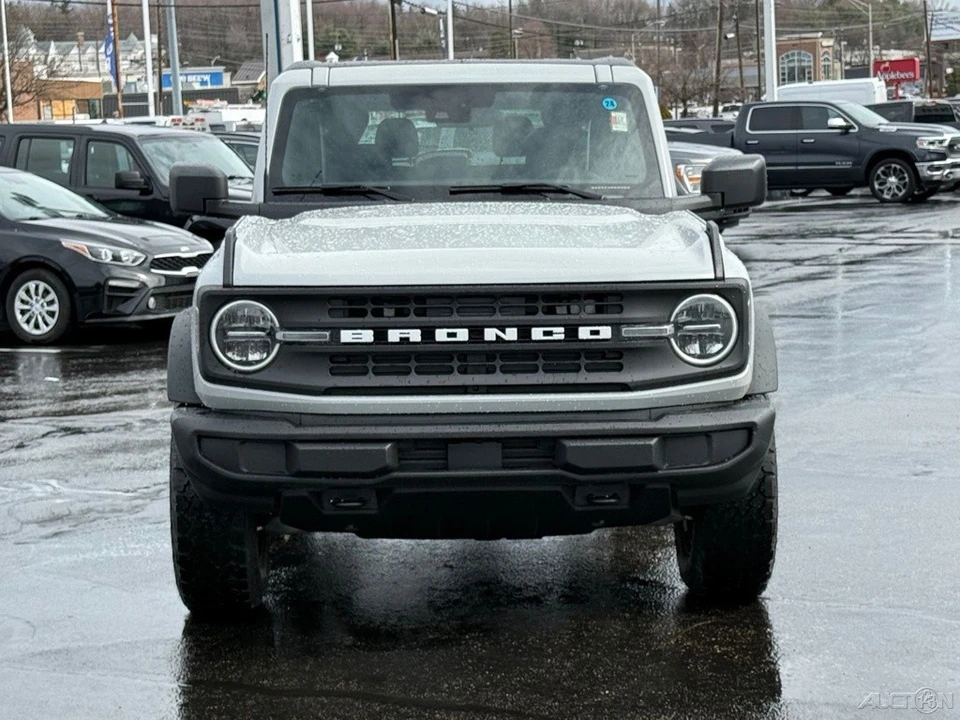 2026 Ford Bronco 6th Gen - Image 10 of 12