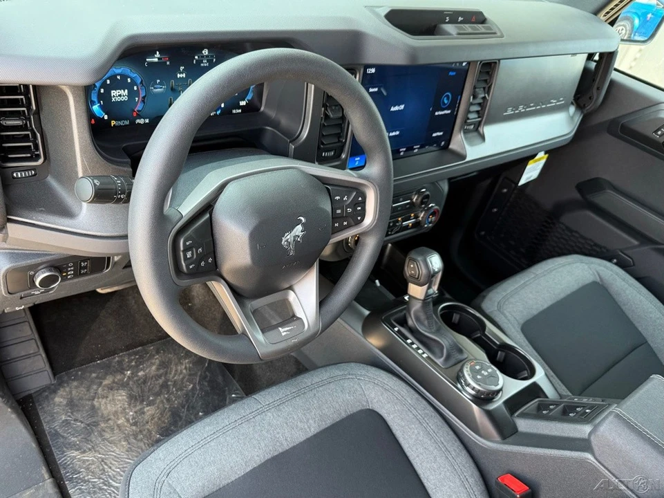 2026 Ford Bronco 6th Gen - Image 17 of 24