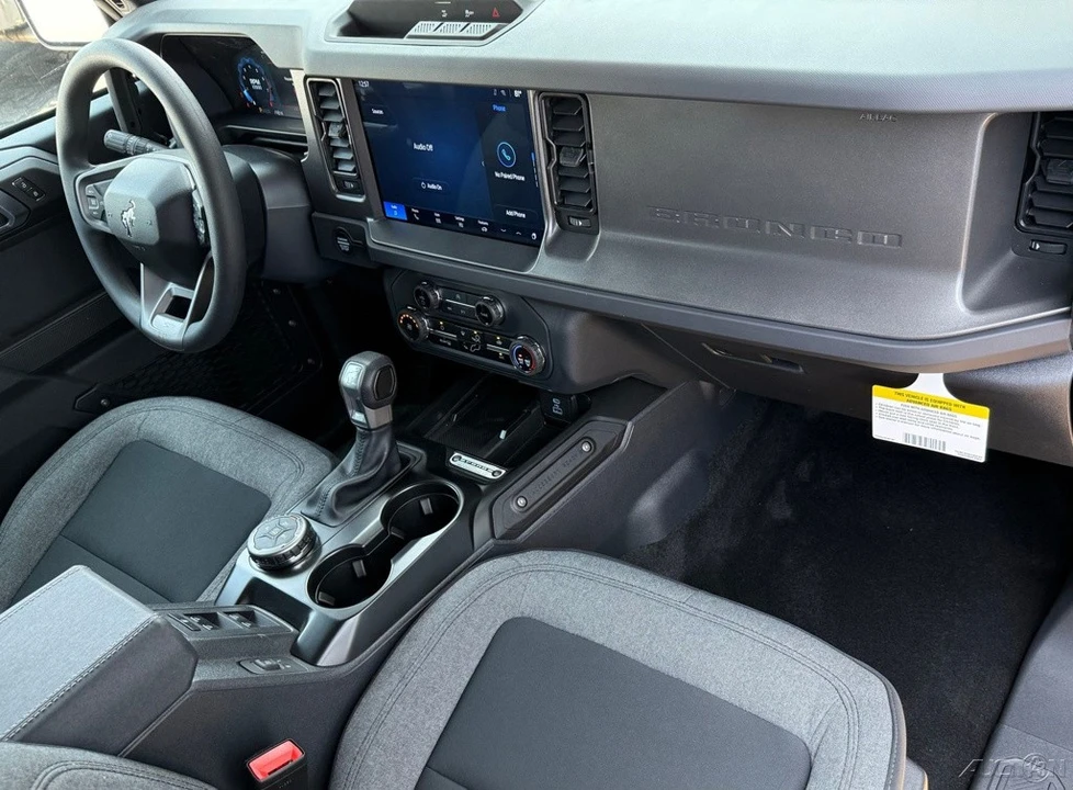 2026 Ford Bronco 6th Gen - Image 22 of 24