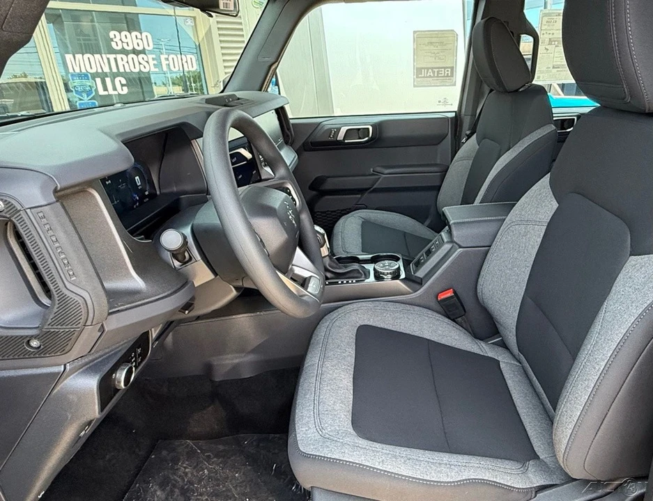 2026 Ford Bronco 6th Gen - Image 18 of 24