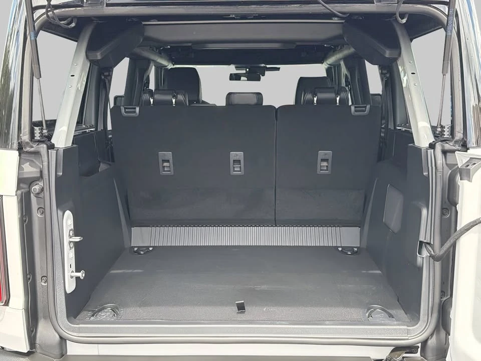 2026 Ford Bronco 6th Gen - Image 6 of 9