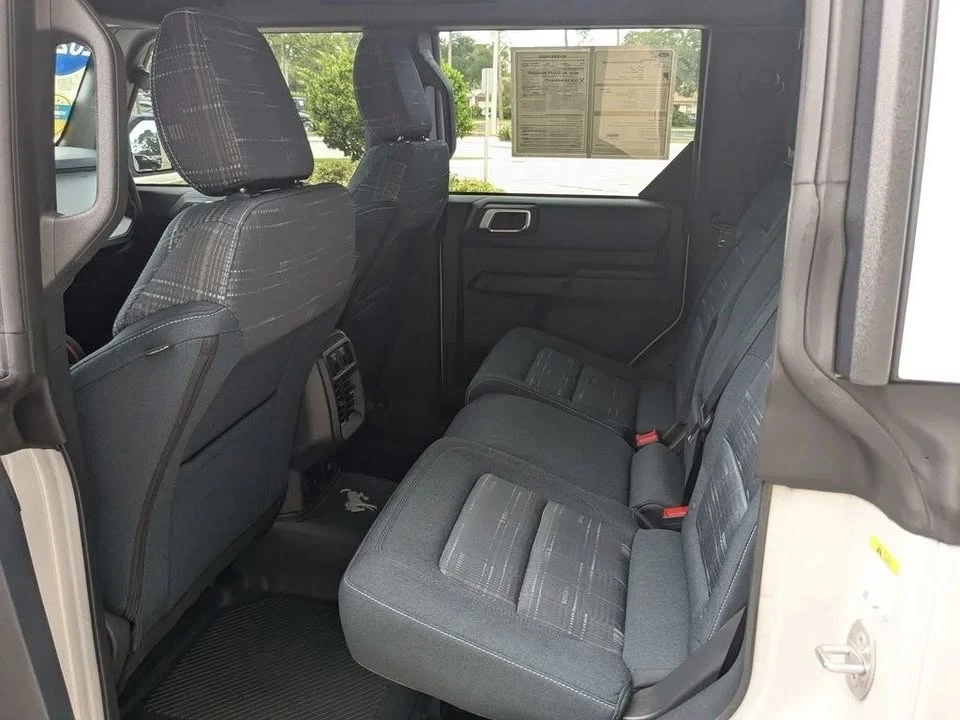 2026 Ford Bronco 6th Gen - Image 14 of 20
