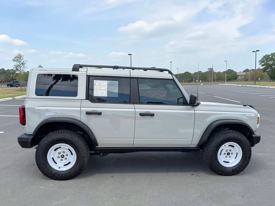 2026 Ford Bronco 6th Gen - Image 2 of 20