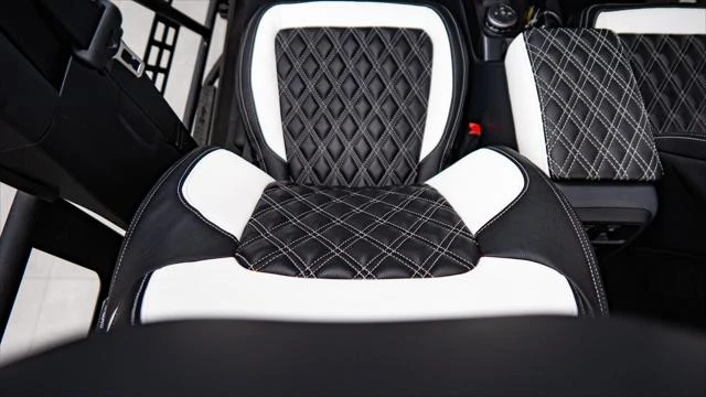 2026 Ford Bronco 6th Gen - Image 27 of 31