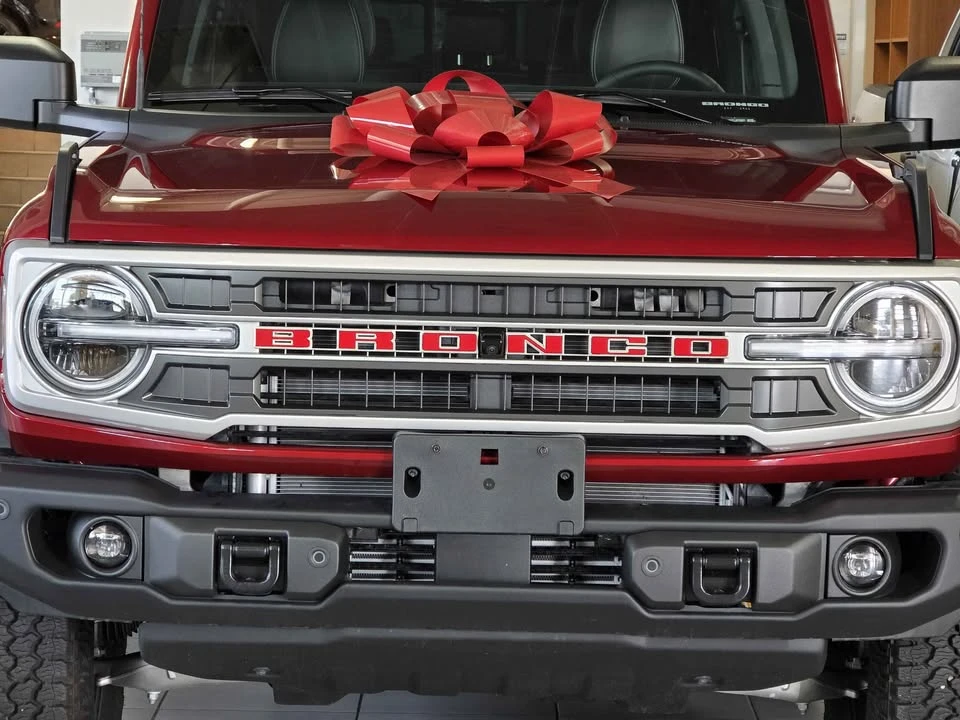 2026 Ford Bronco 6th Gen - Image 13 of 13