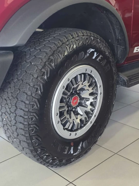 2026 Ford Bronco 6th Gen - Image 4 of 13