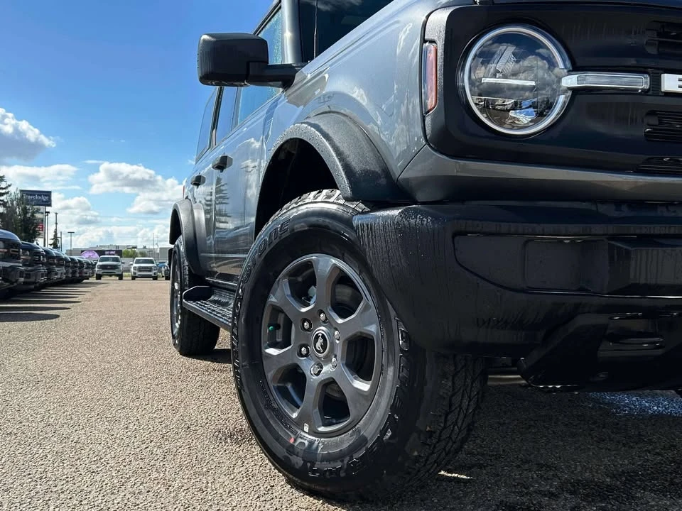 2026 Ford Bronco 6th Gen - Image 11 of 19