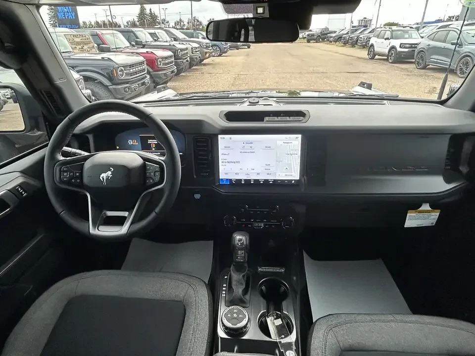 2026 Ford Bronco 6th Gen - Image 11 of 16