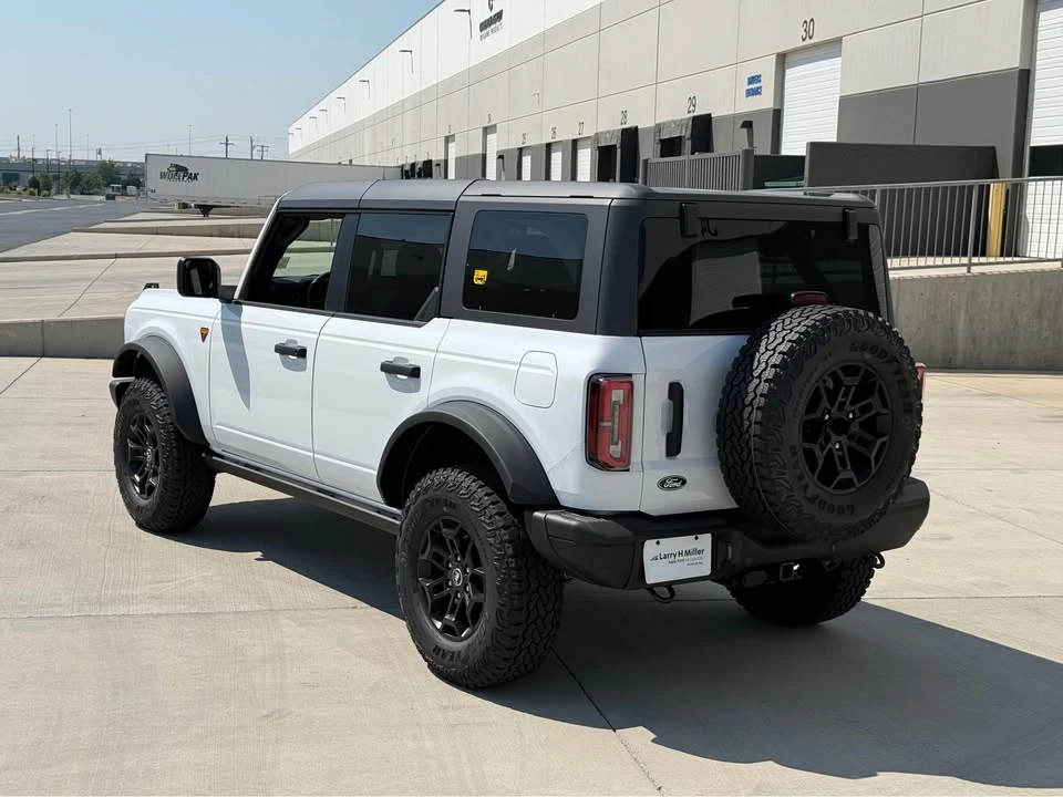 2026 Ford Bronco 6th Gen - Image 9 of 15