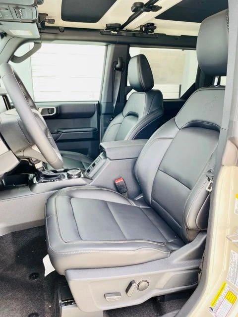 2026 Ford Bronco 6th Gen - Image 10 of 15