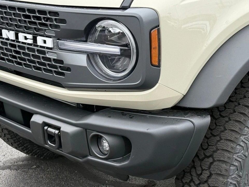 2026 Ford Bronco 6th Gen - Image 10 of 24