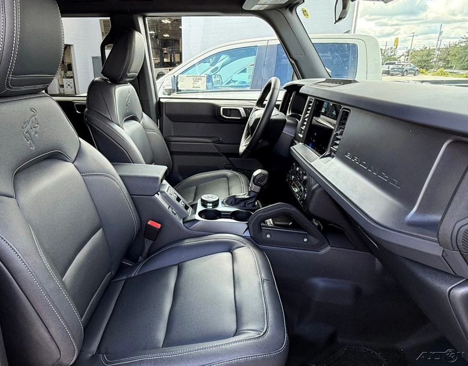 2026 Ford Bronco 6th Gen - Image 20 of 24