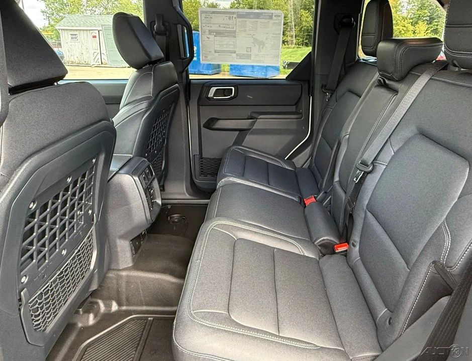 2026 Ford Bronco 6th Gen - Image 16 of 24