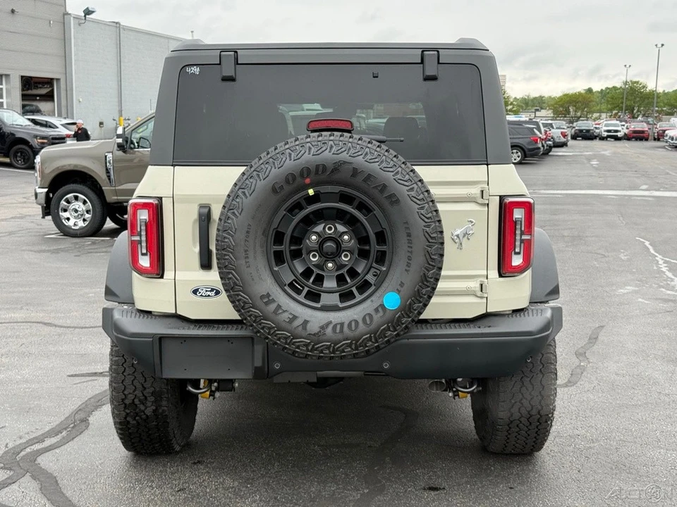 2026 Ford Bronco 6th Gen - Image 5 of 24