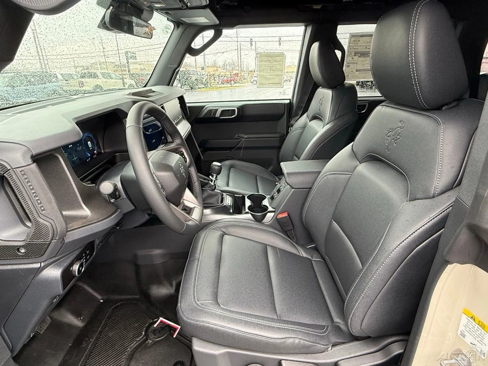 2026 Ford Bronco 6th Gen - Image 15 of 24