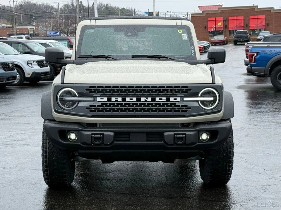 2026 Ford Bronco 6th Gen - Image 10 of 24