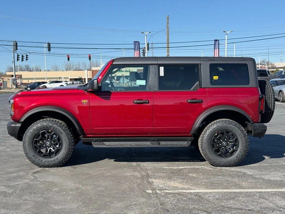 2026 Ford Bronco 6th Gen - Image 2 of 24