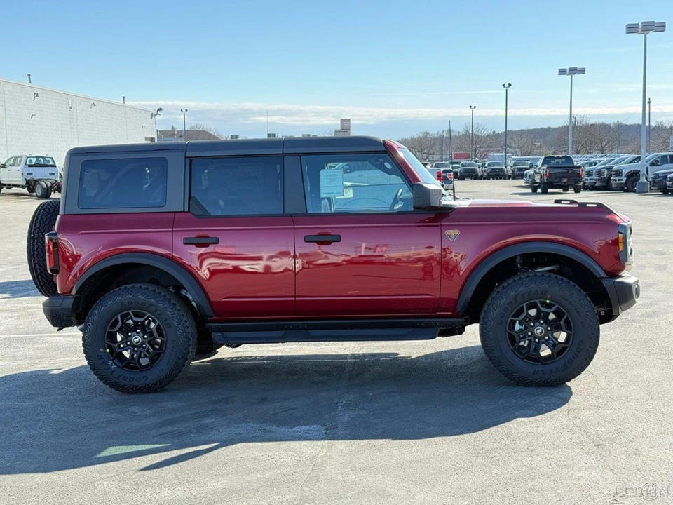 2026 Ford Bronco 6th Gen - Image 7 of 24