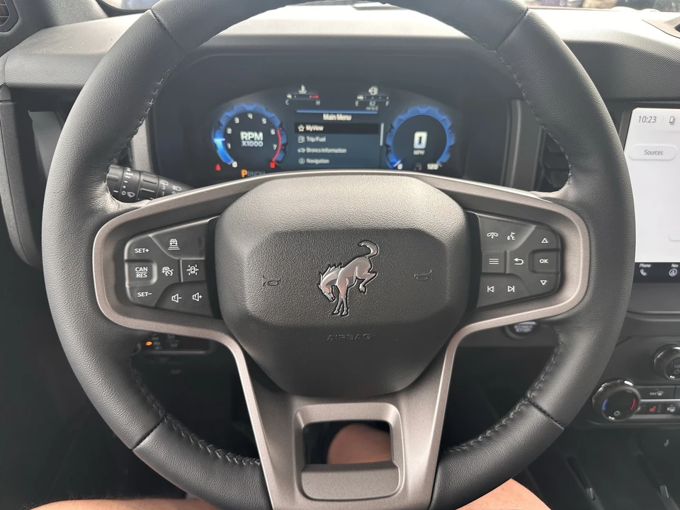 2026 Ford Bronco 6th Gen - Image 22 of 31
