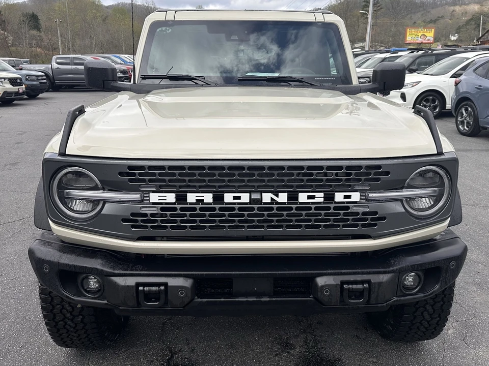 2026 Ford Bronco 6th Gen - Image 3 of 31