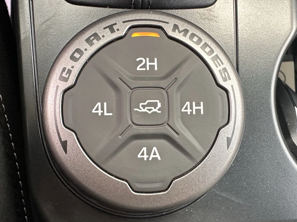2026 Ford Bronco 6th Gen - Image 28 of 31