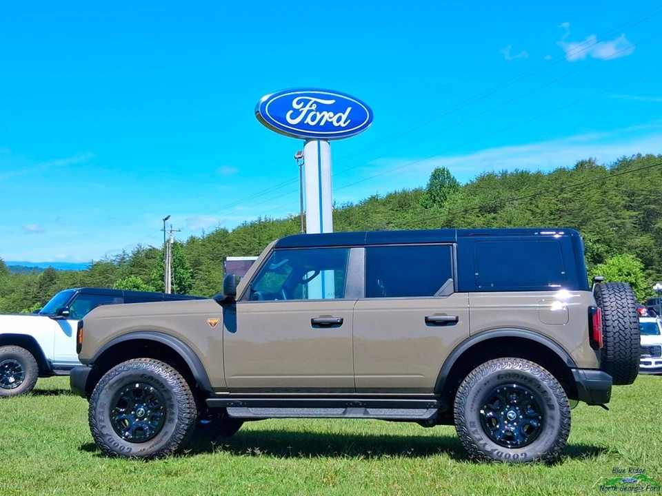 2026 Ford Bronco 6th Gen - Image 13 of 24