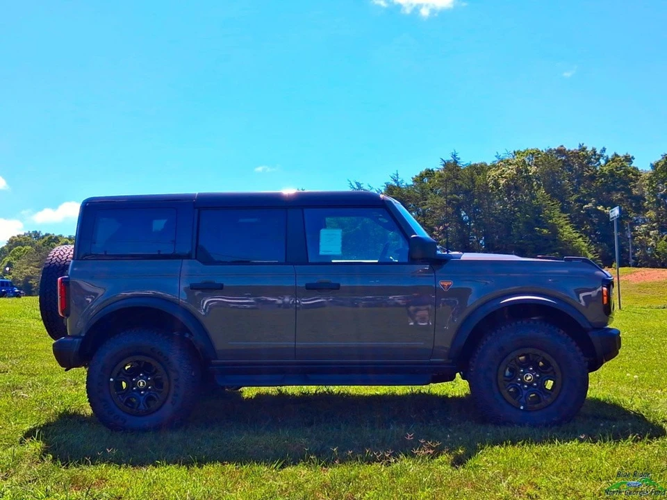 2026 Ford Bronco 6th Gen - Image 18 of 24