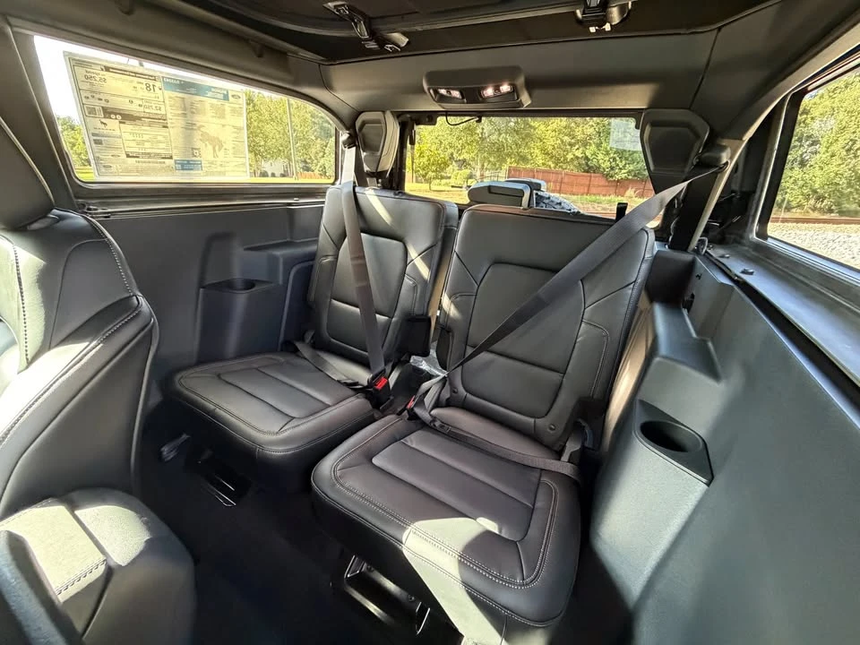 2026 Ford Bronco 6th Gen - Image 9 of 13