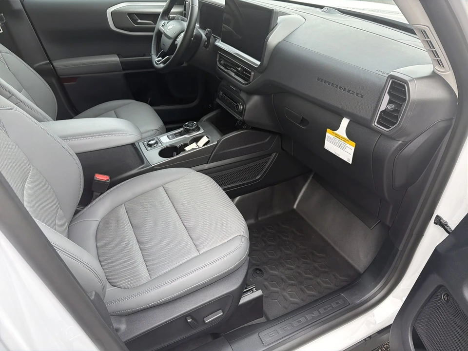 2026 Ford Bronco 6th Gen - Image 17 of 22