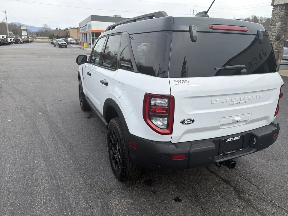 2026 Ford Bronco 6th Gen - Image 8 of 22