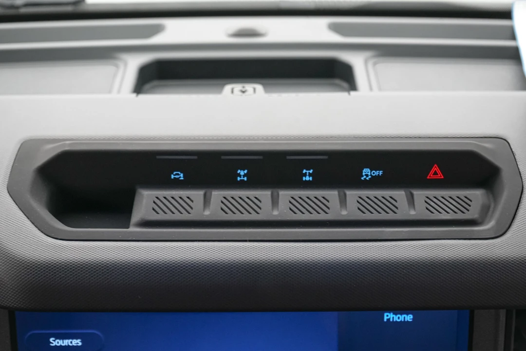 2026 Ford Bronco 6th Gen - Image 17 of 25